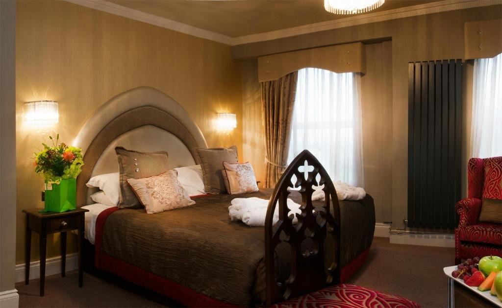 Hatherley Manor Hotel & Spa Глостер Экстерьер фото